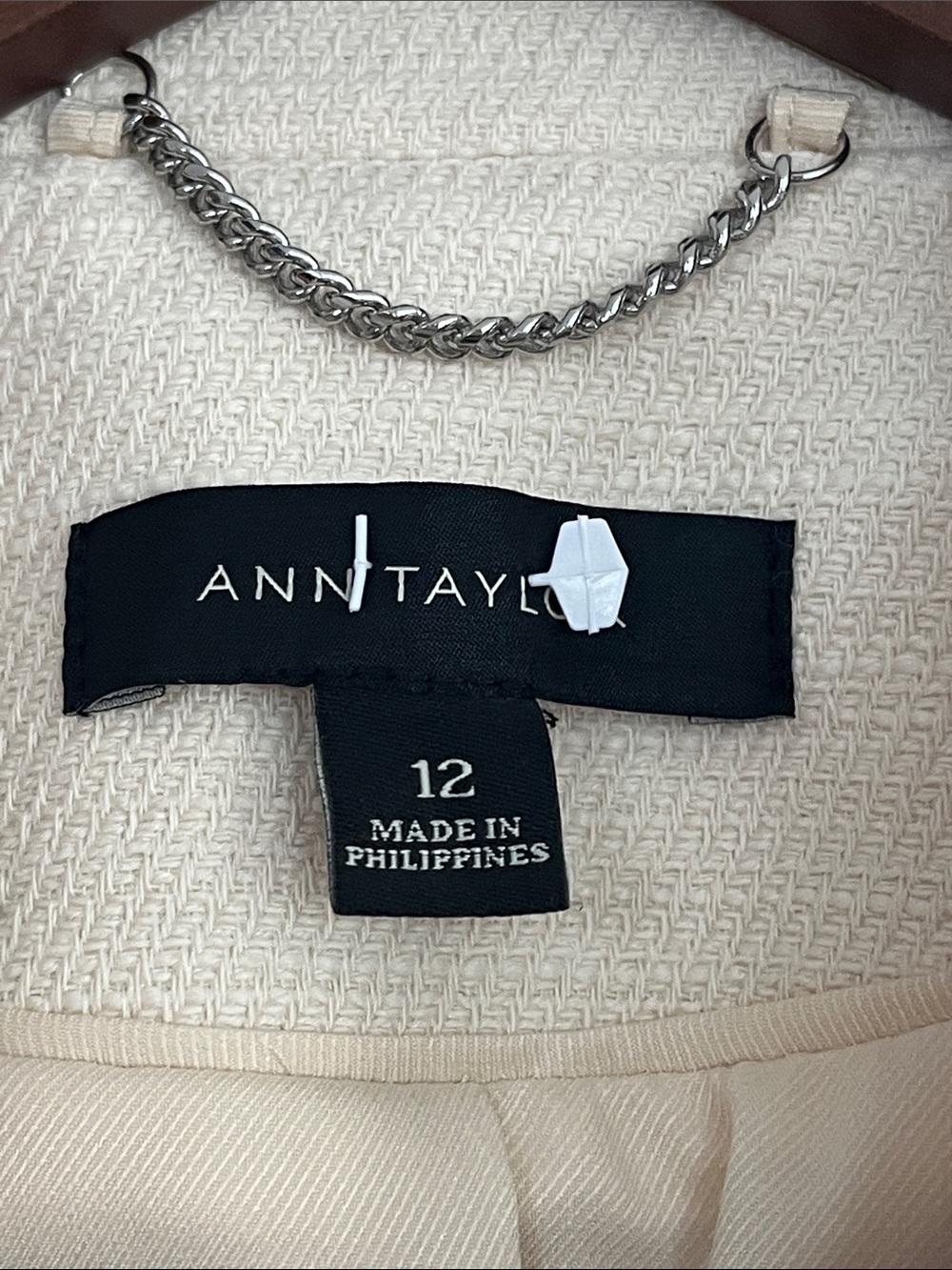 Ann Taylor blazer - Picture 2 of 8